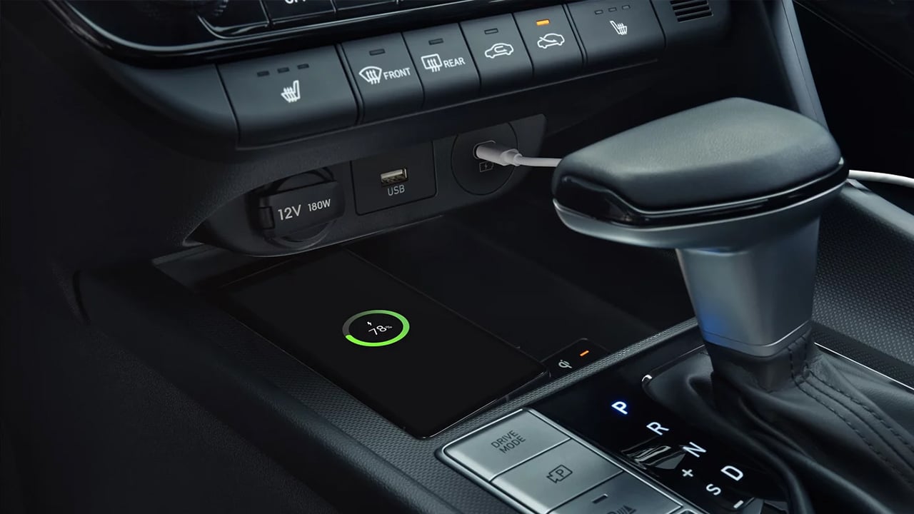 Vue intérieur du Hyundai Elantra 2026 et de sa technologie