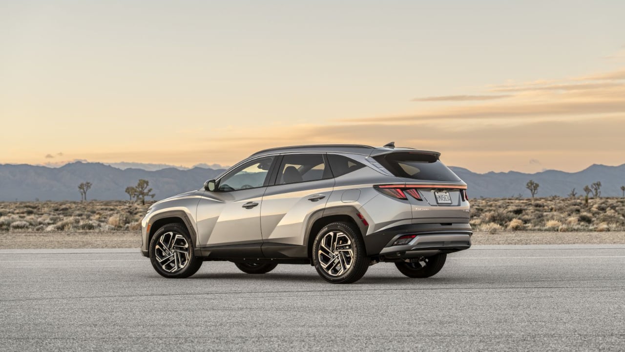 vue latérale arrière d'un Hyundai Tucson 2026